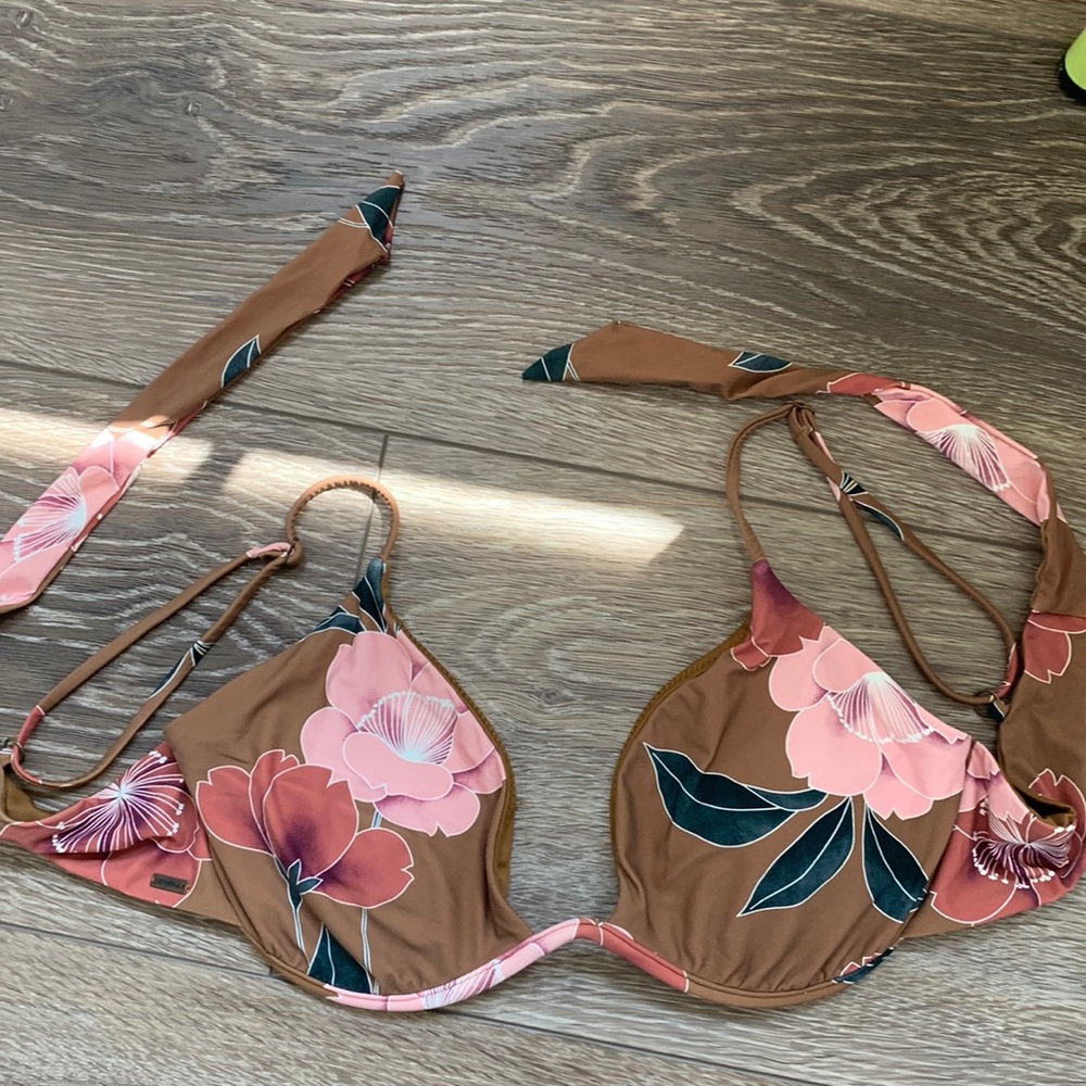 O’NEILL BIKINI TOP FLORAL SIZE L